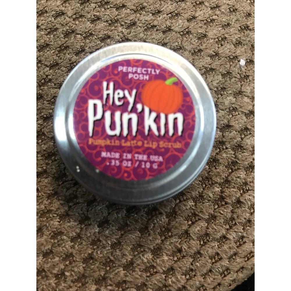 Perfectly Posh Hey Pun'kin Pumpkin Latte Lip Scrub .35 oz‎ Tin Made in USA NEW